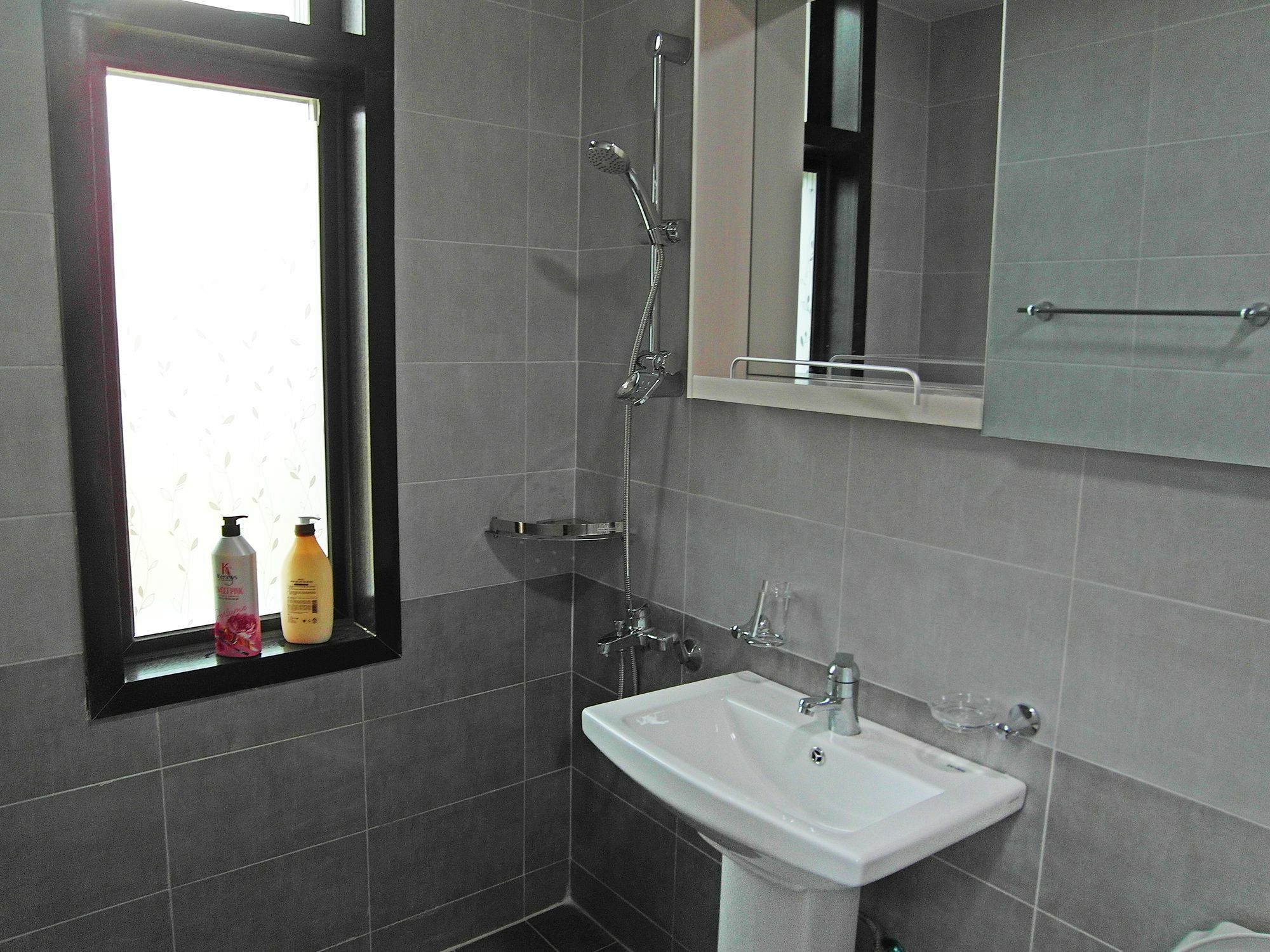 Leeon Guest House Инчон Экстерьер фото
